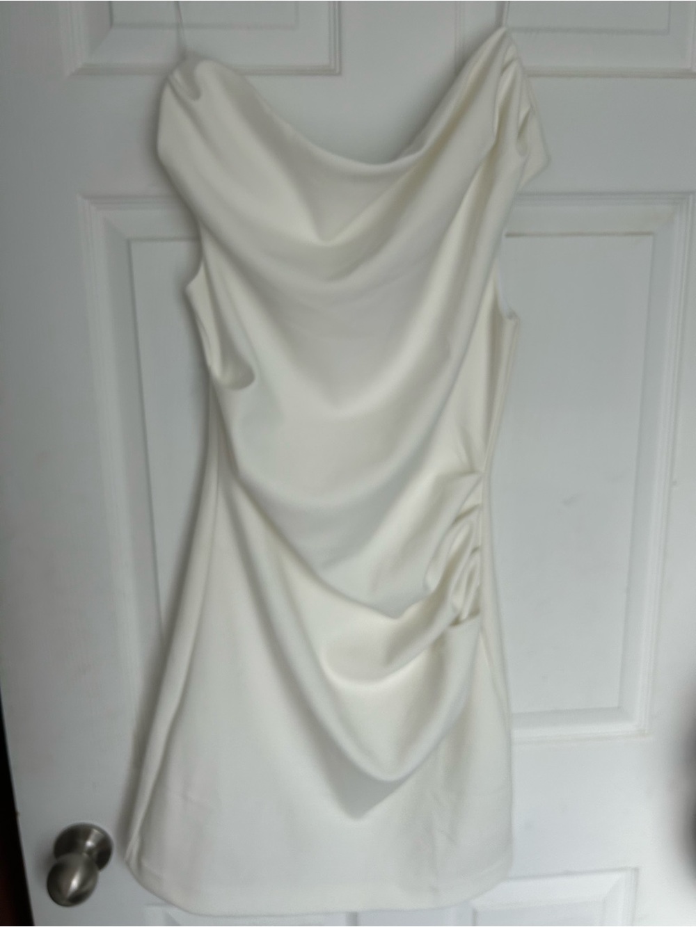 Dynamite off the shoulder dress - Picture 4 of 4